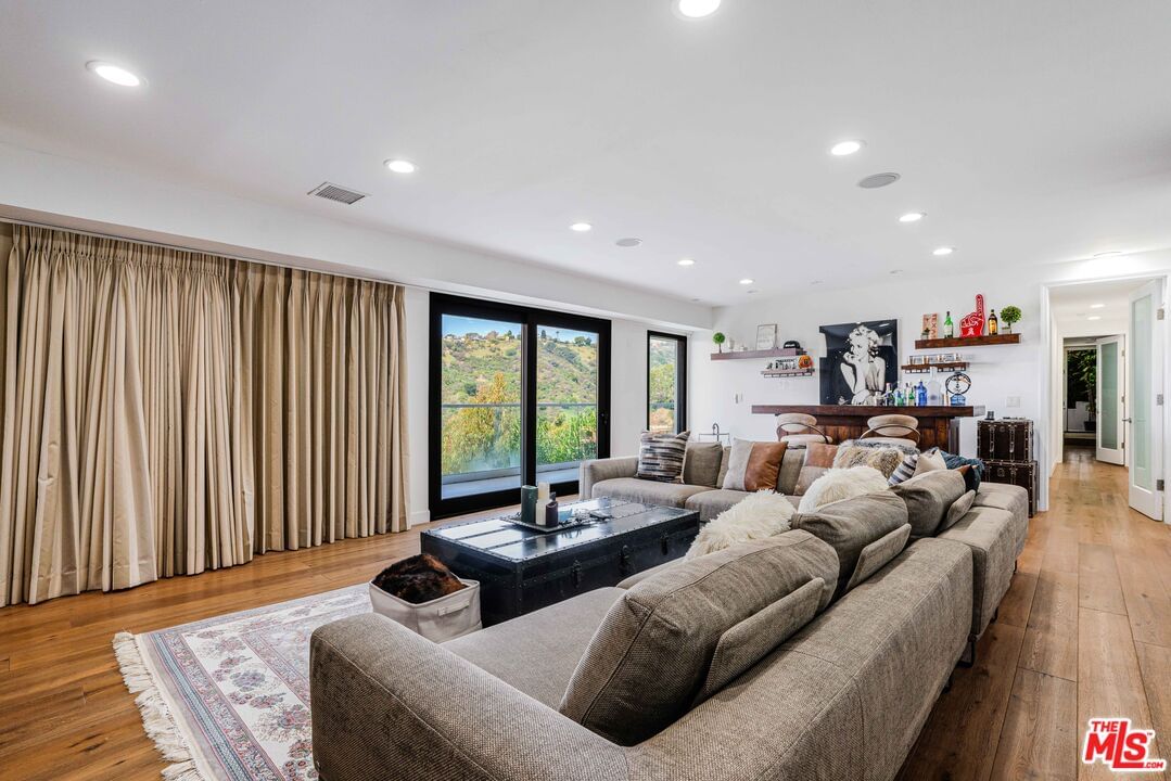 Summitridge photo 18