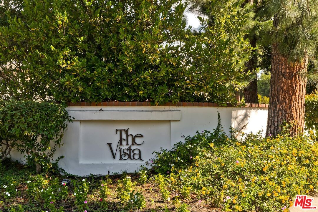 The Vista photo 28