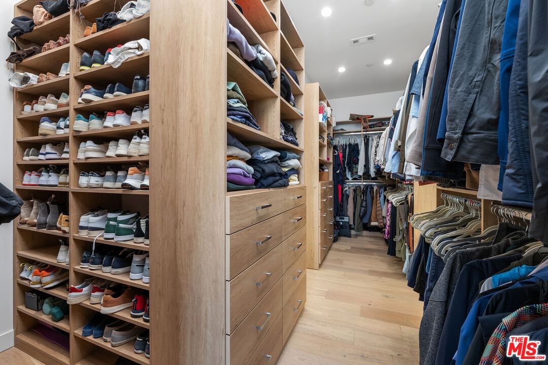 Etiwanda photo 30