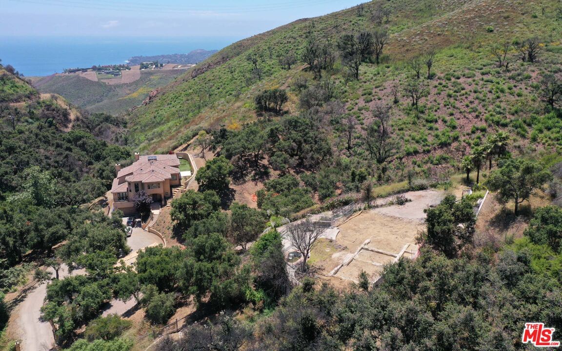 Escondido photo 11