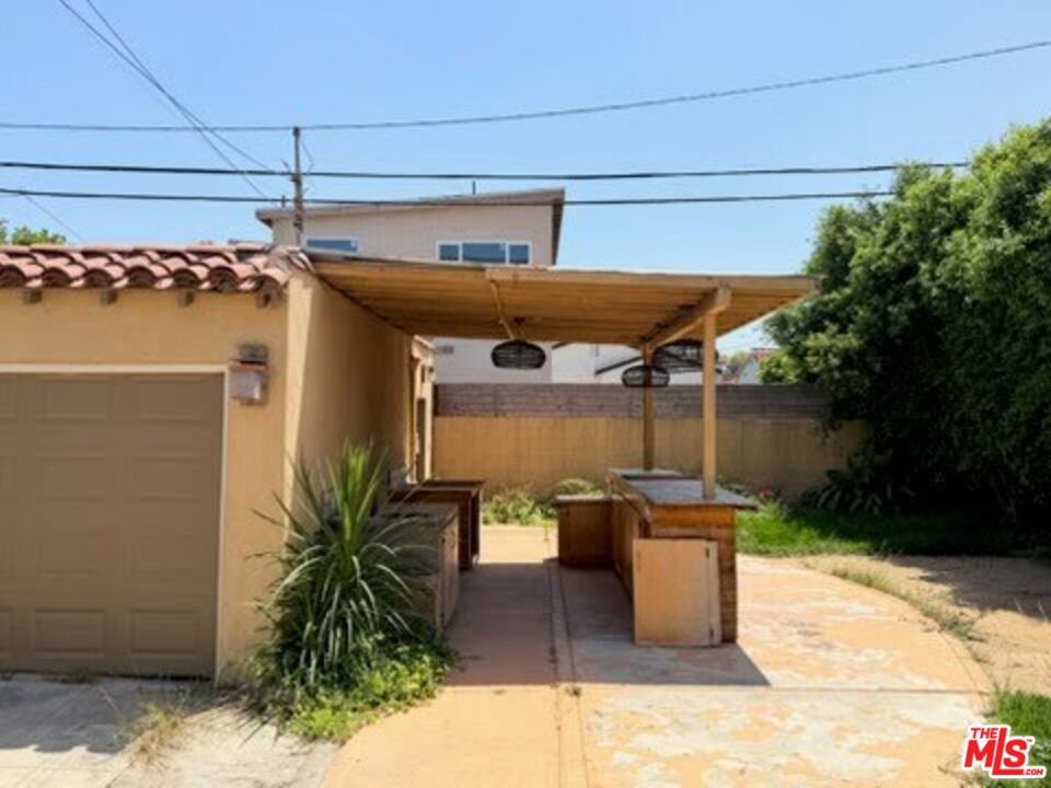 83rd photo 25