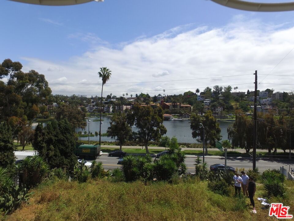 Glendale photo 9