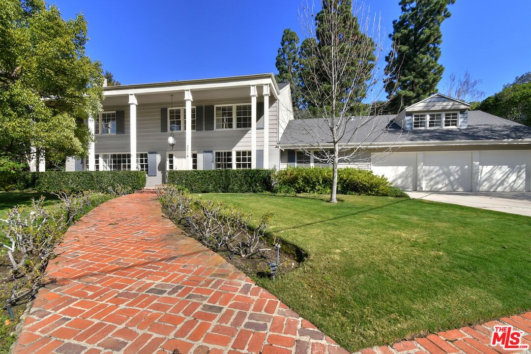 Fryman photo 3