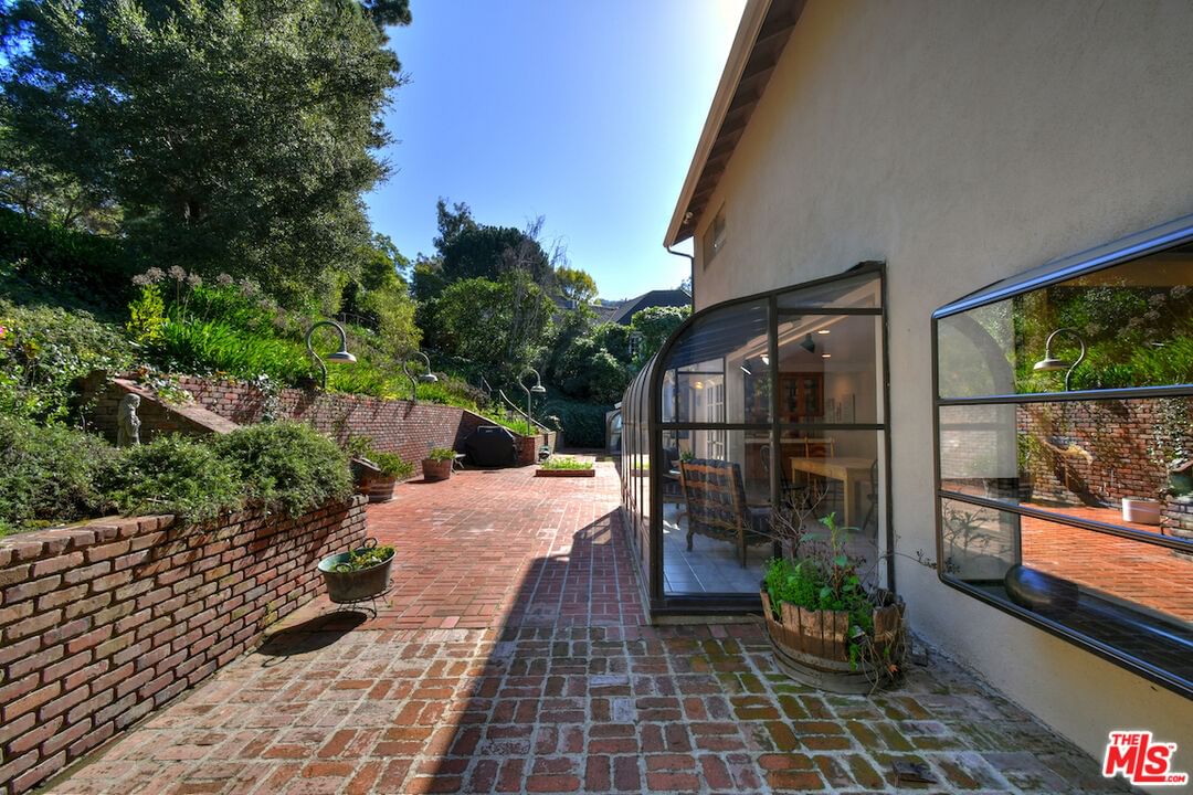 Fryman photo 37