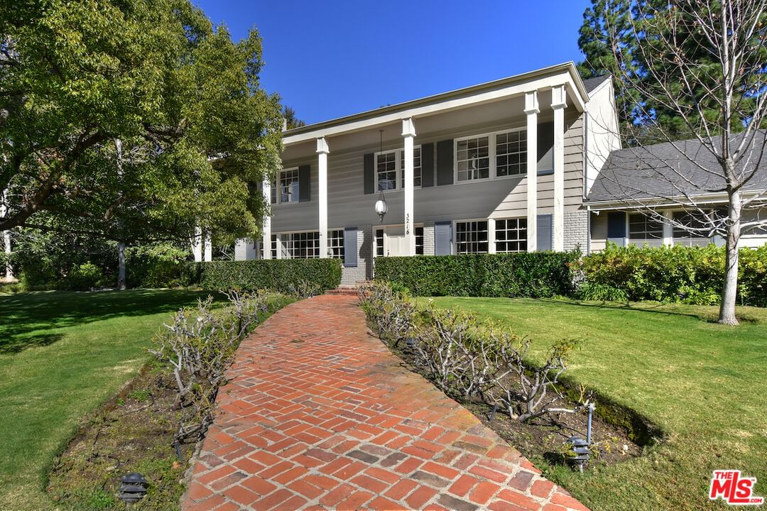 Fryman photo 5