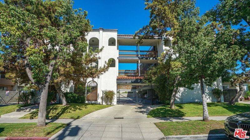 629 Elk Ave