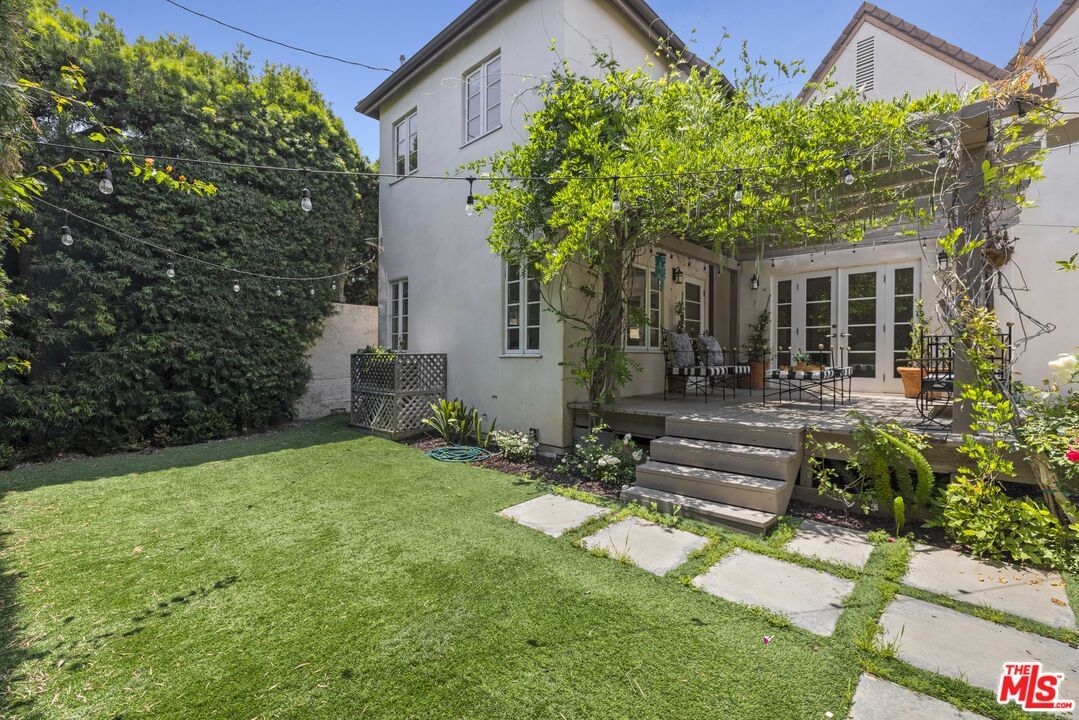 Cloverdale photo 38
