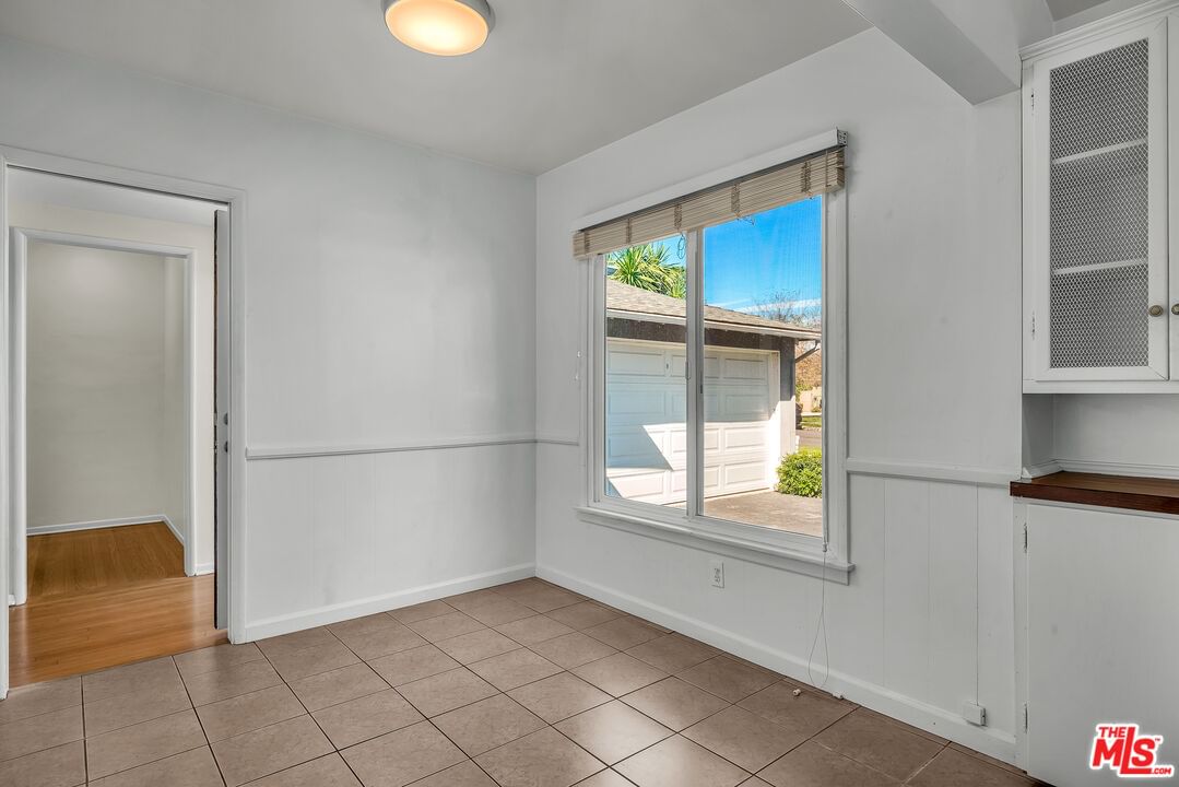 Delano photo 15