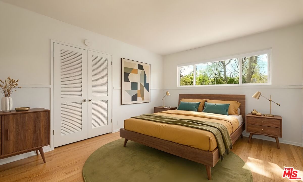 Delano photo 26