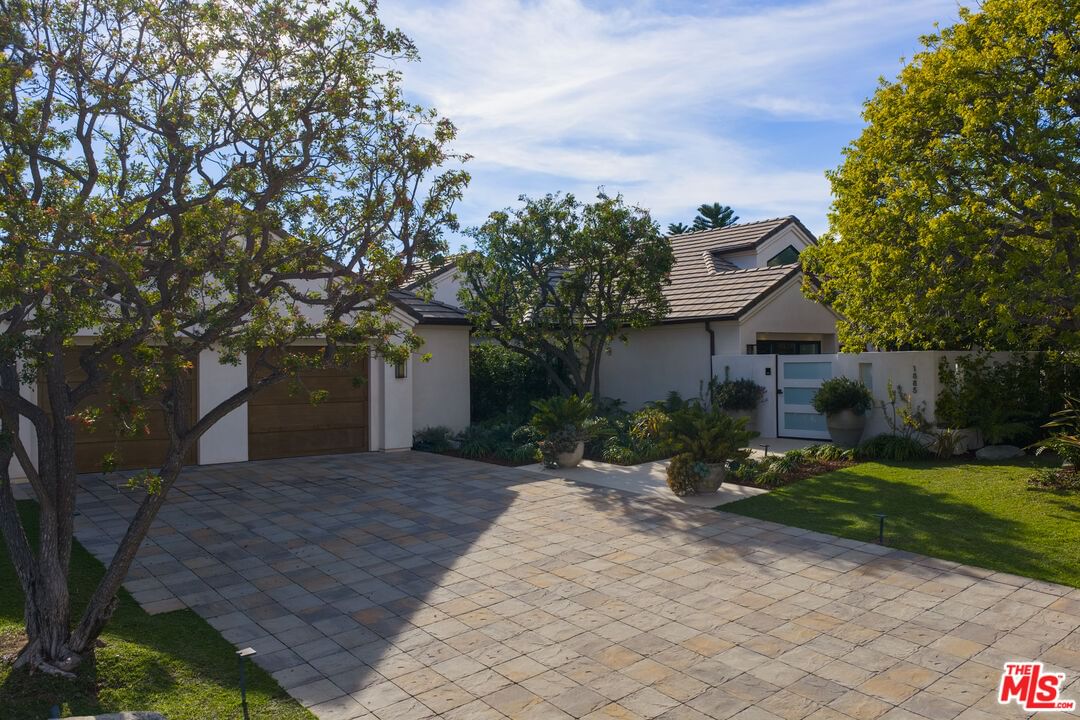 Mesa Ridge photo 31