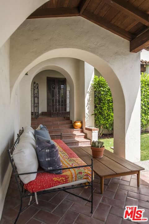 Los Feliz photo 40