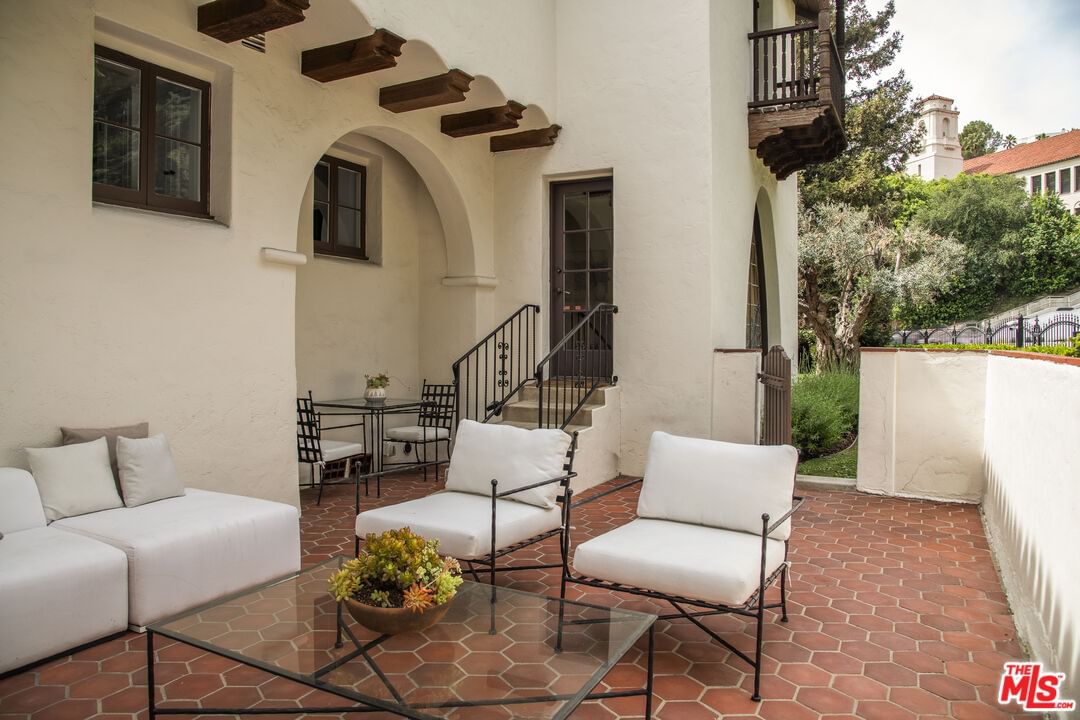 Los Feliz photo 41