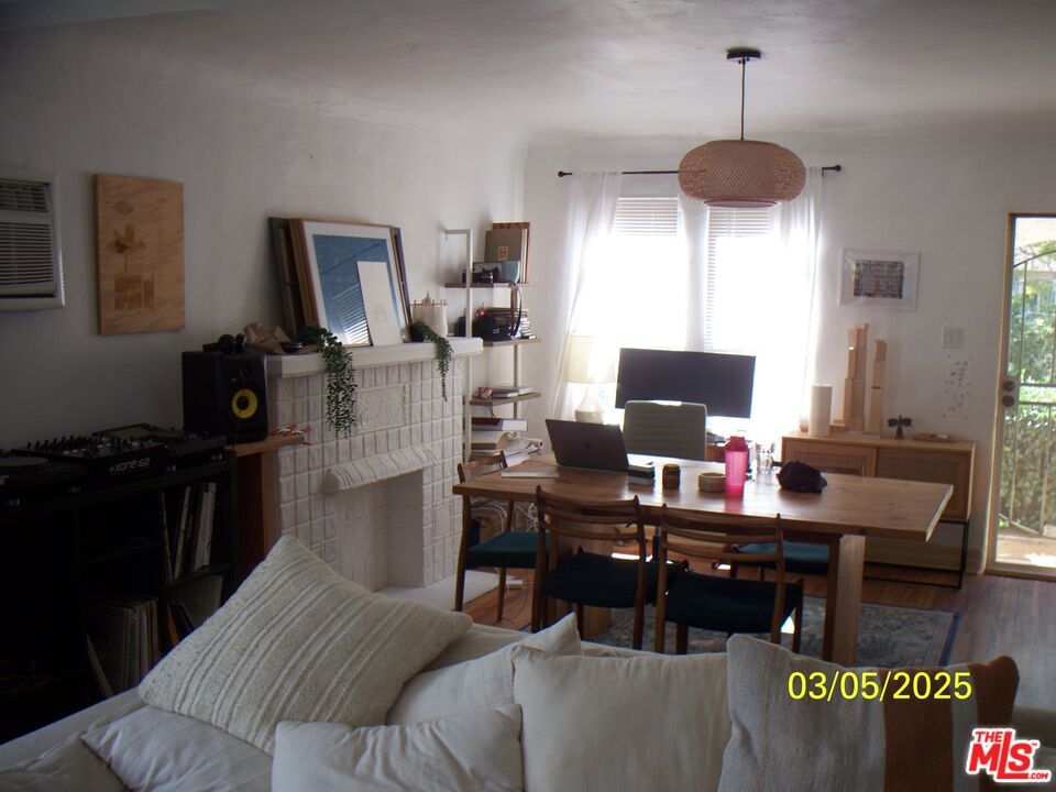 Coolidge photo 38