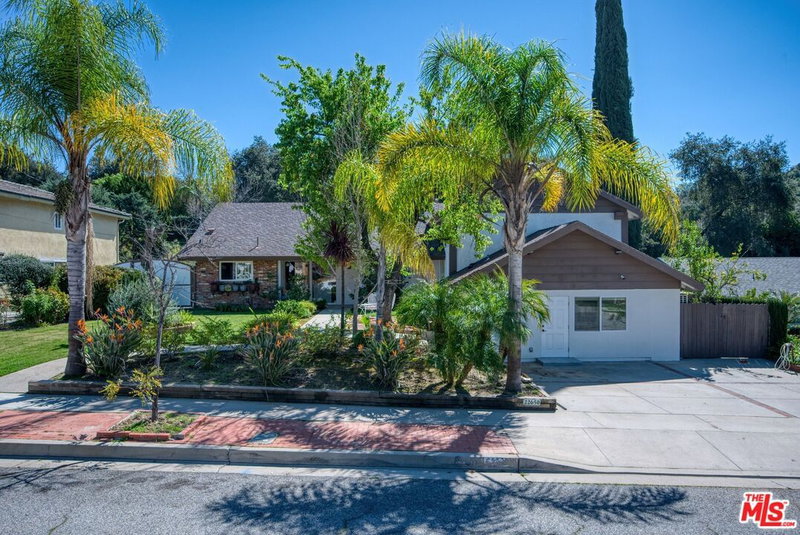 22650 Jameson Dr