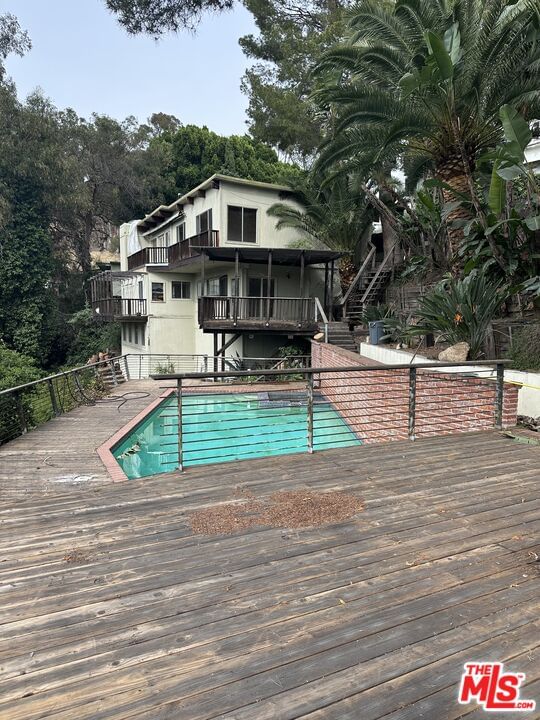 Hollyridge photo 5