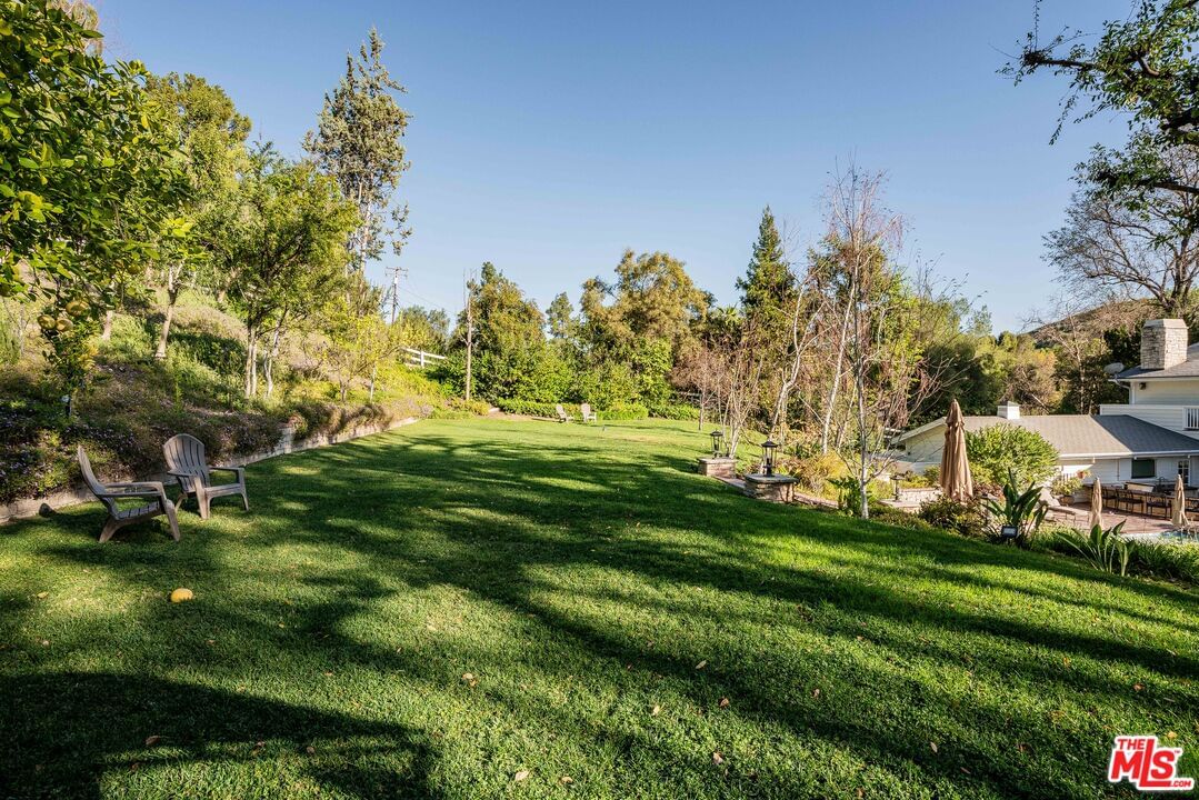 Long Valley photo 16