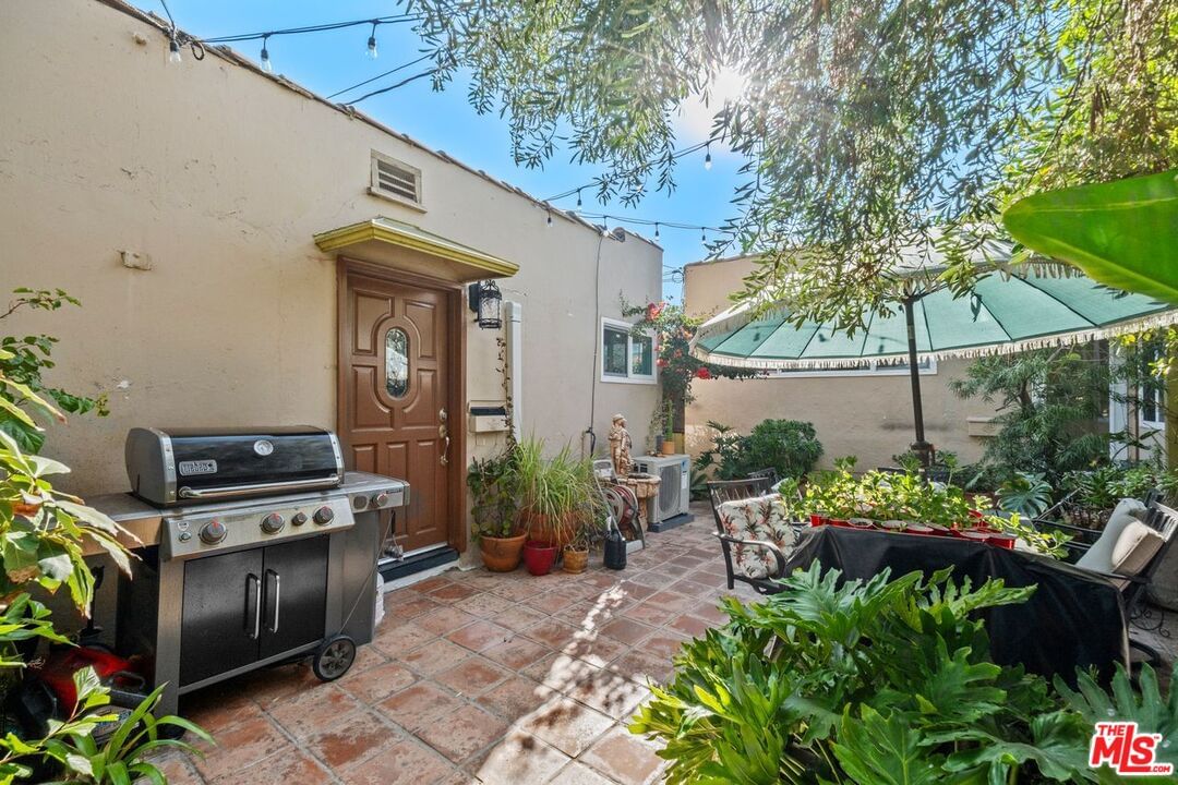 Crescent Heights photo 13