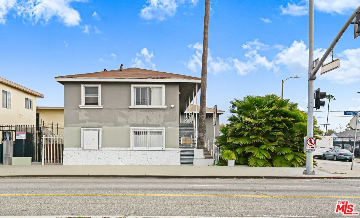 Figueroa photo 3