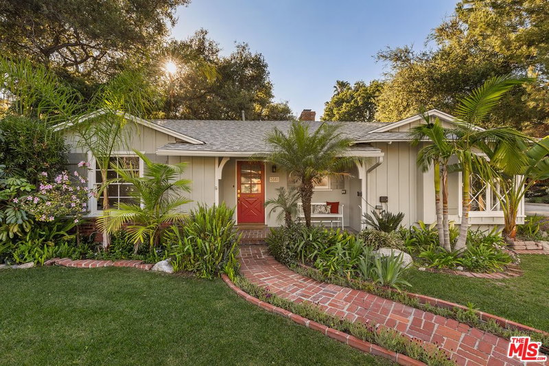 3661 Malafia Dr