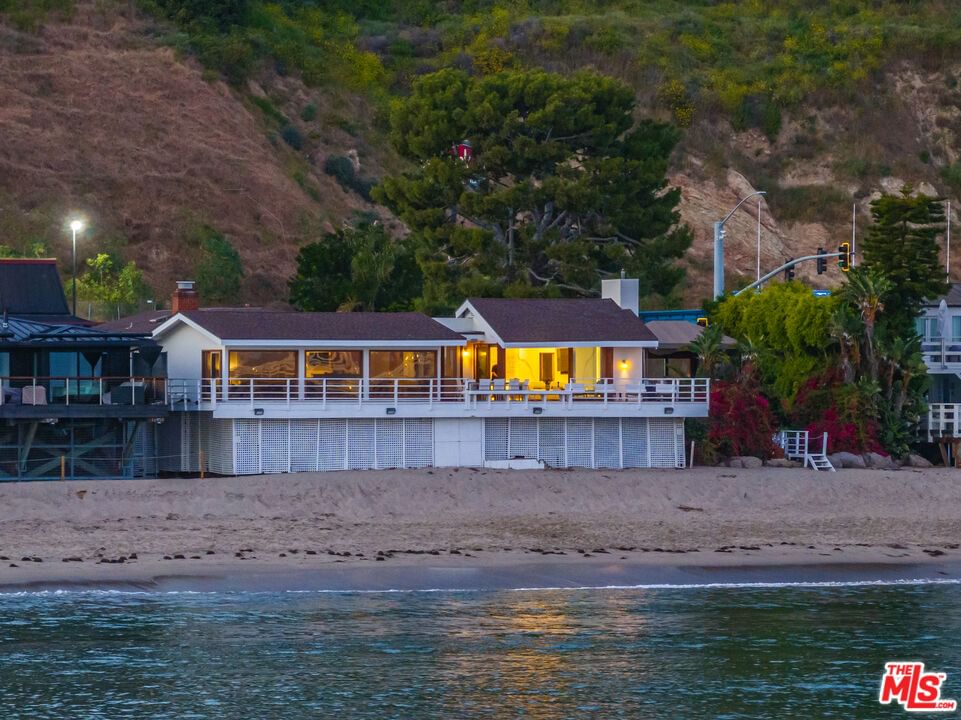 Pacific Coast photo 47