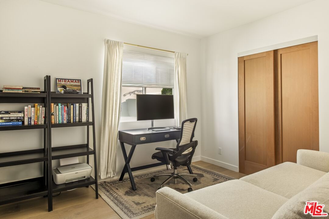 77th photo 22