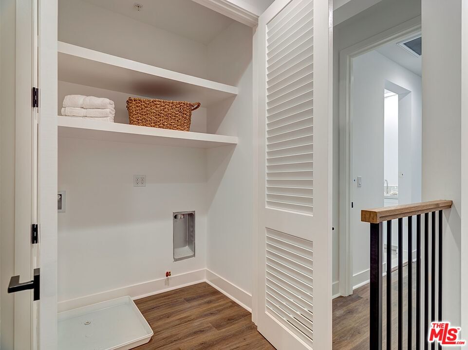 Orange Grove photo 24