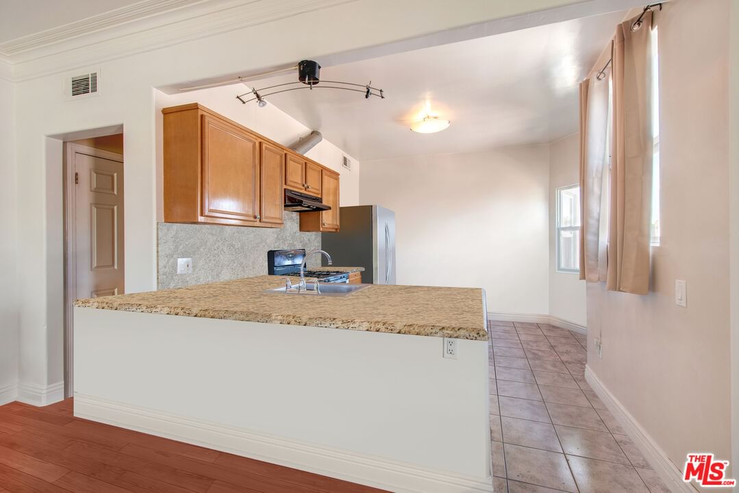 Kenmore photo 59