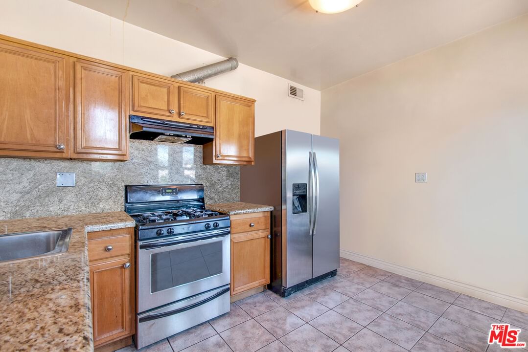 Kenmore photo 60