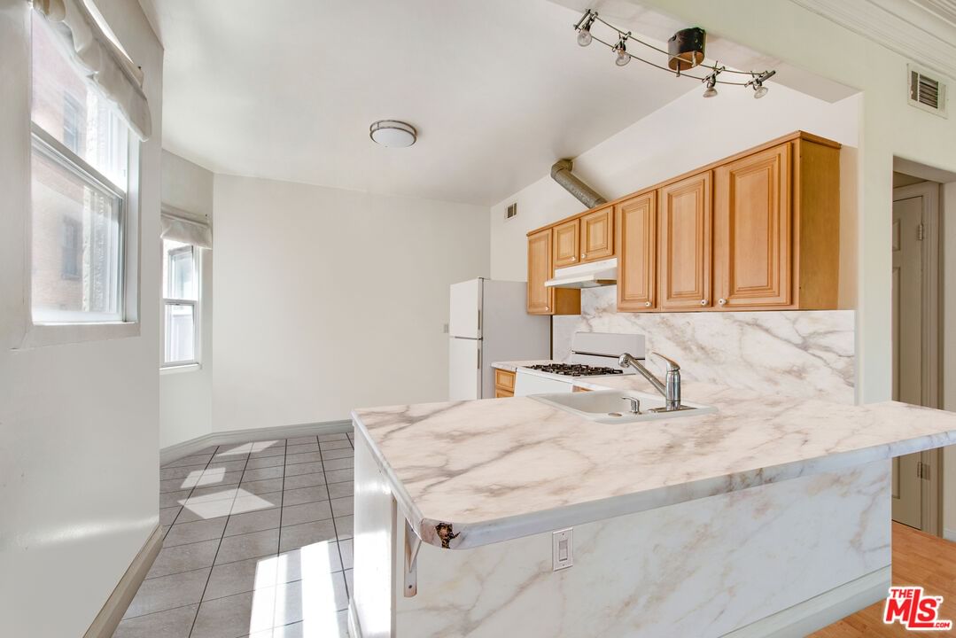 Kenmore photo 68