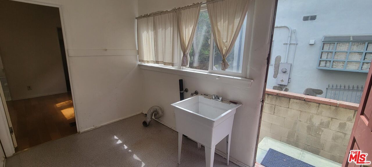 Castle Heights photo 18