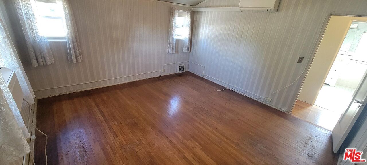 Castle Heights photo 20