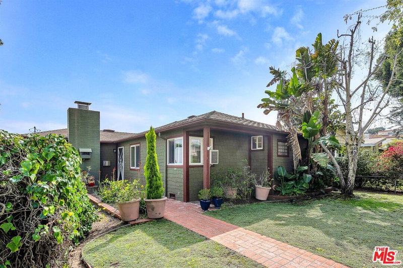 2030 Marine St