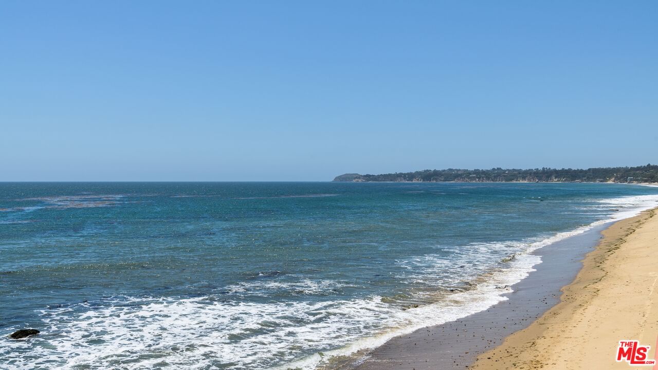 Malibu Cove Colony photo 21