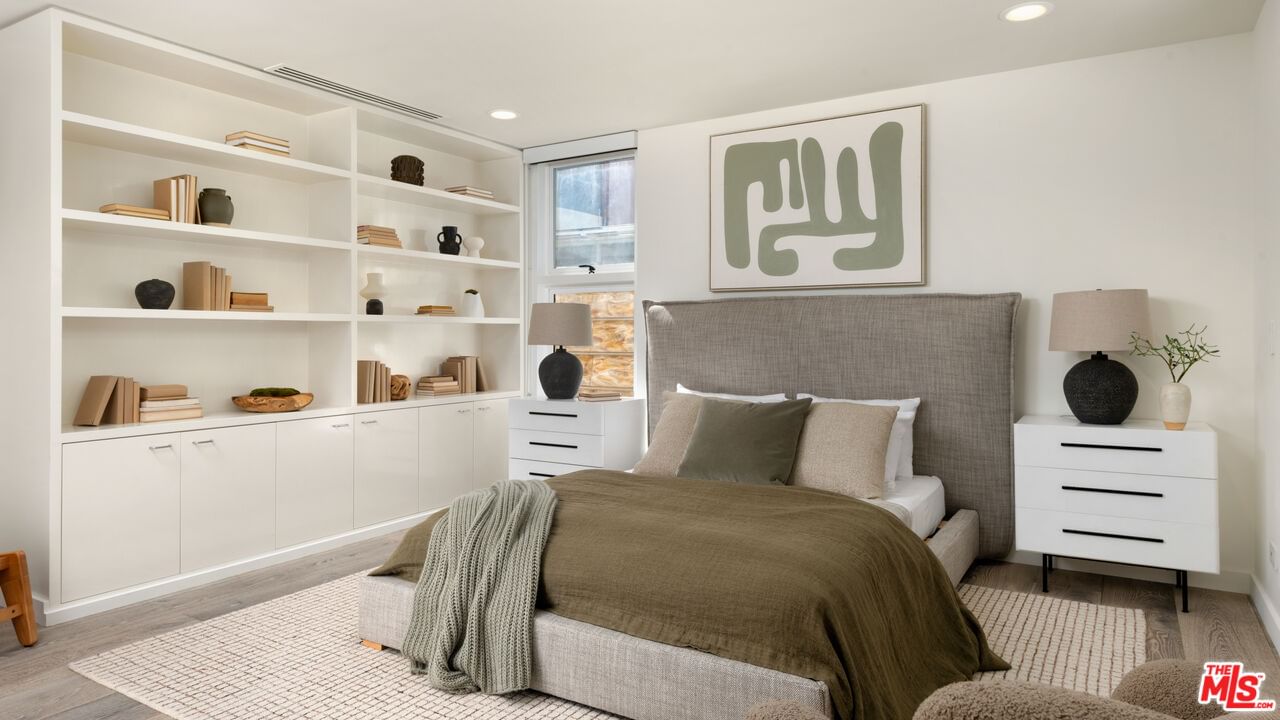 Malibu Cove Colony photo 31