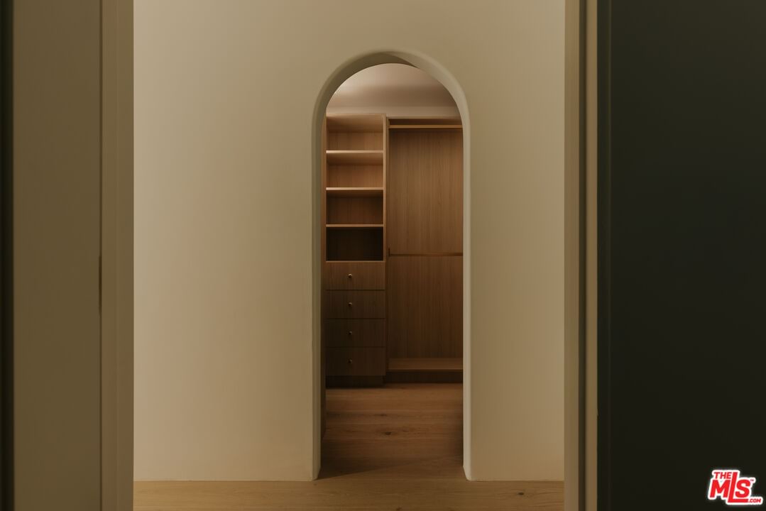 Teakwood photo 20