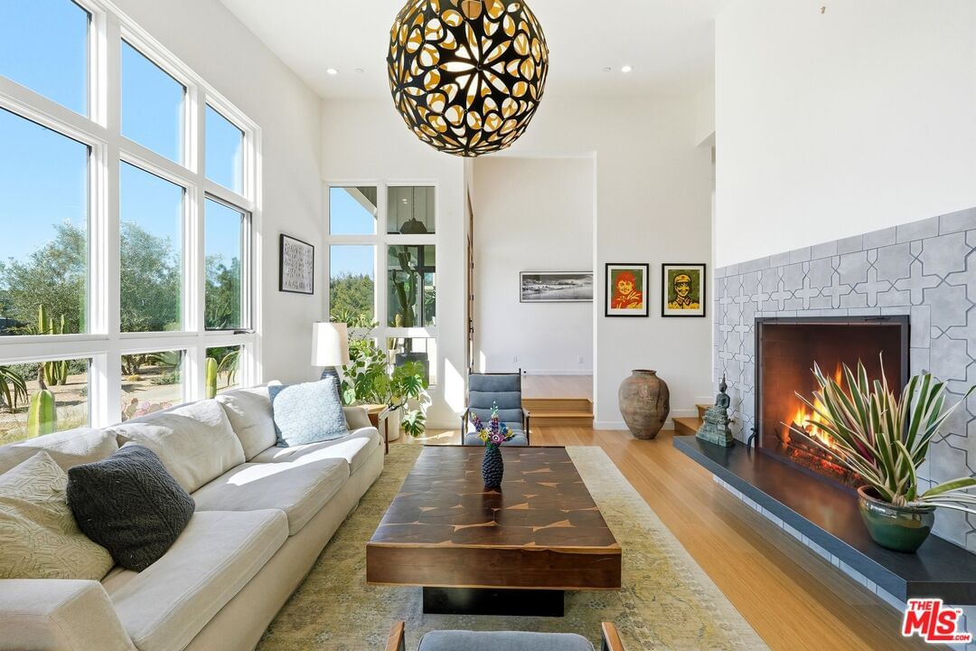 Mulholland photo 1