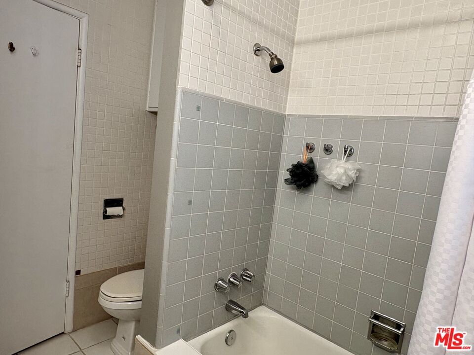 Delano photo 16