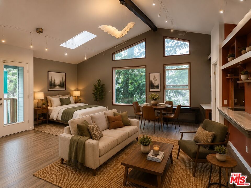 Delano photo 37