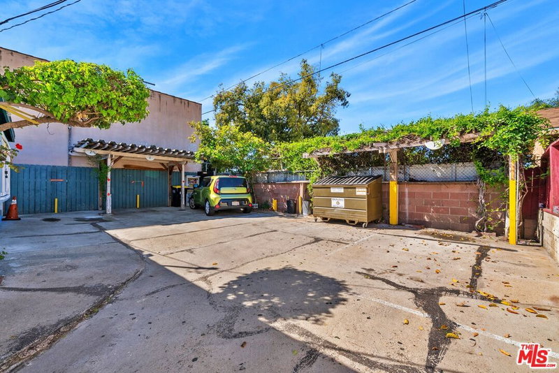 6249 Newell St