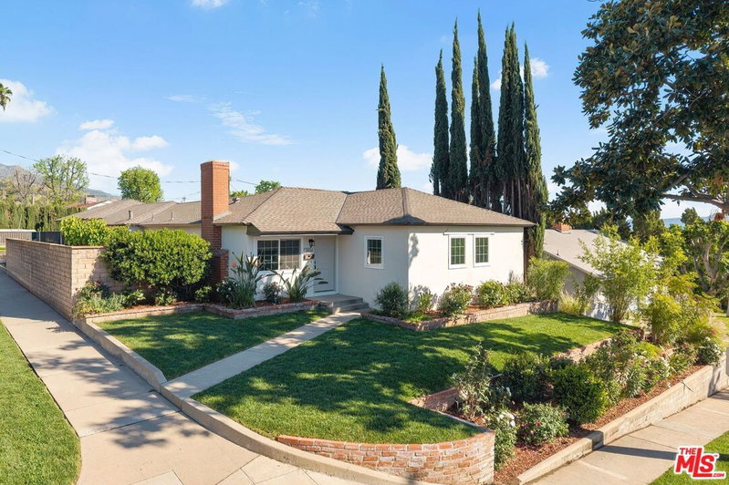 3056 Buena Vista St