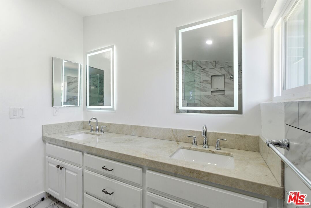 Packet photo 15