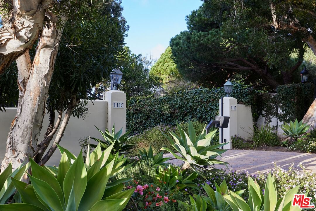 Palos Verdes photo 2