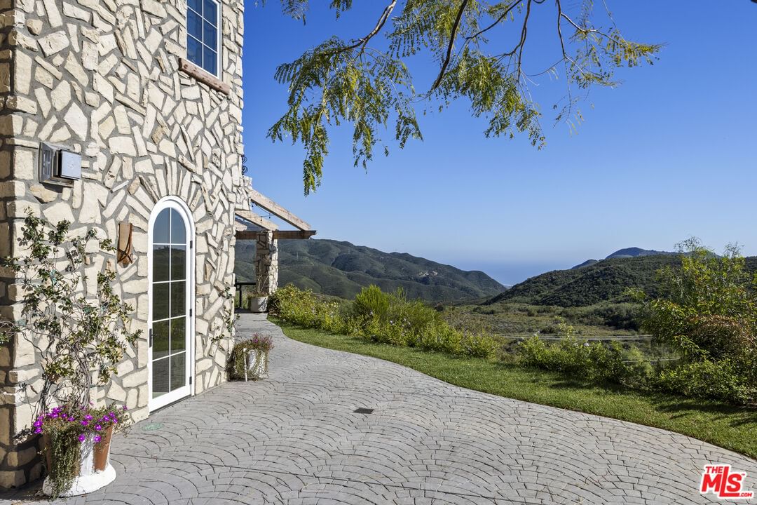 Mulholland photo 1