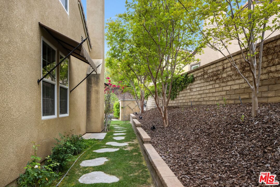 Greenleaf photo 21