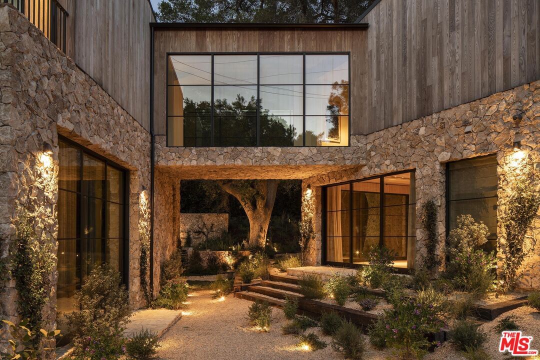 Oakdell photo 3