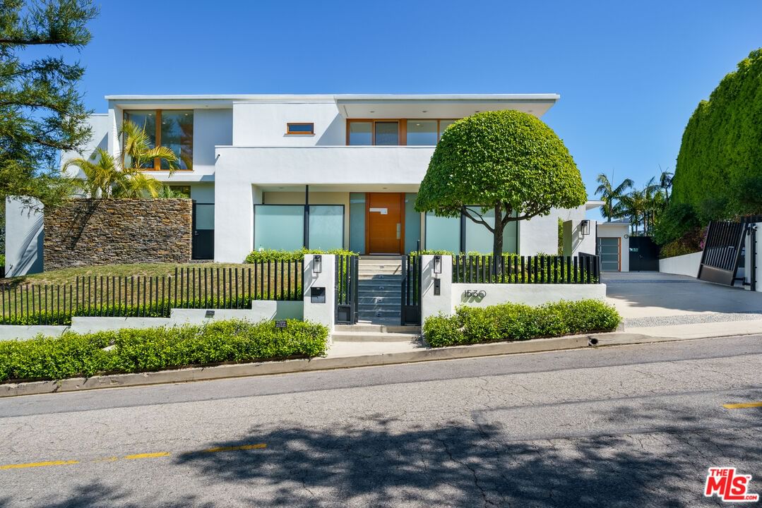 Bel Air photo 2