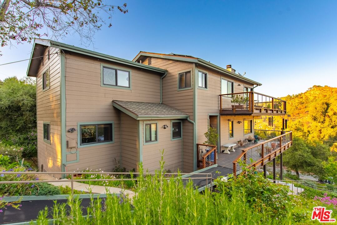 Valley View photo 41