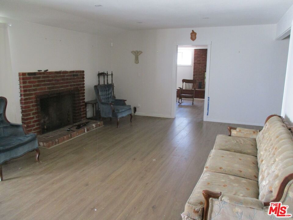 Douglass photo 11