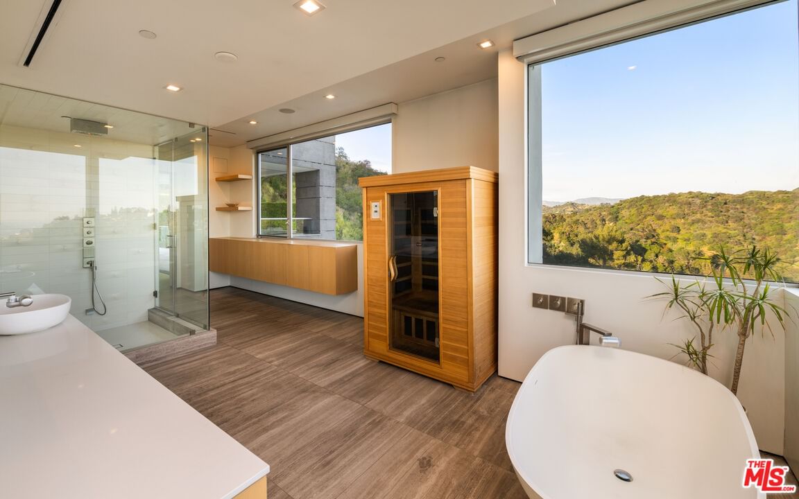 Bel Air photo 22