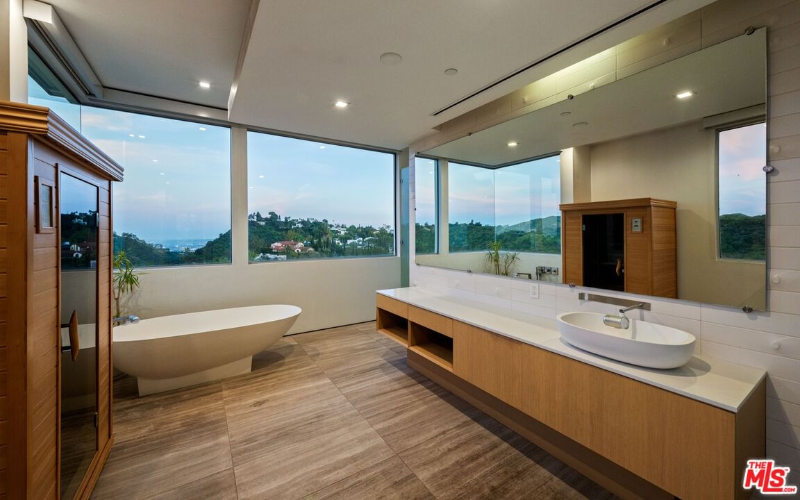 Bel Air photo 23